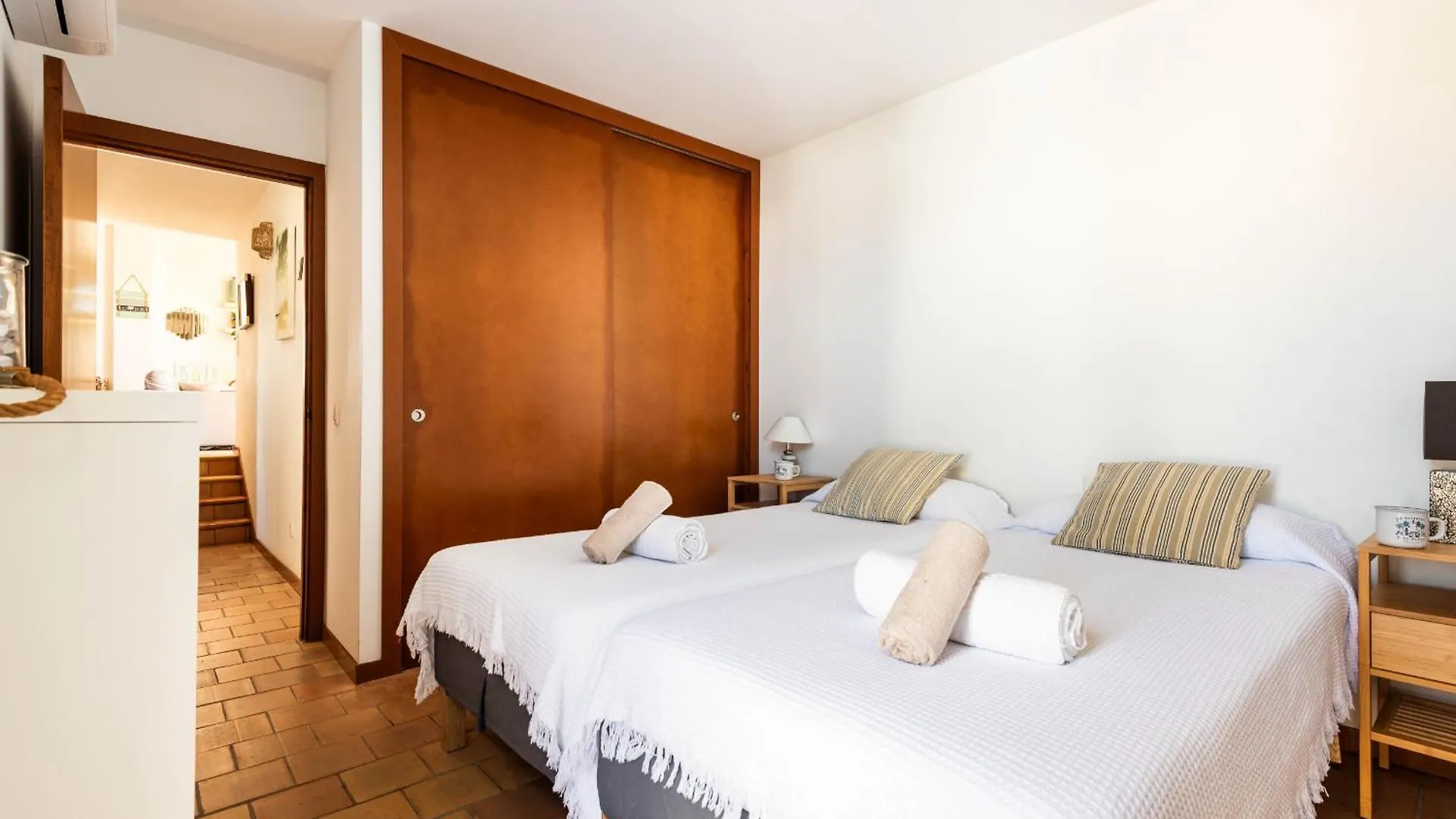 Vela Llatina - Binibeca Vell Vila Espanha